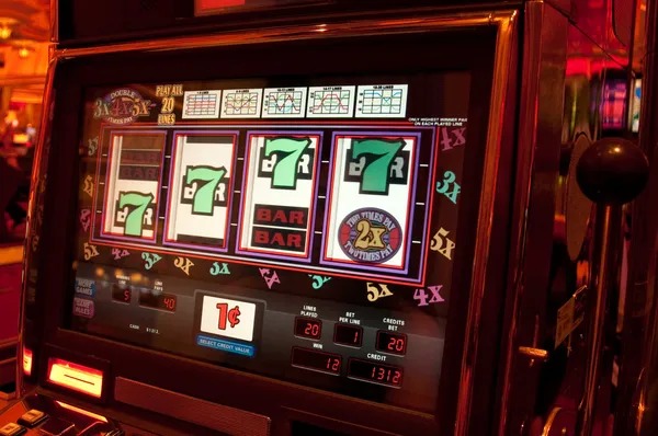 Treasures Aztec bonus feature with free spins